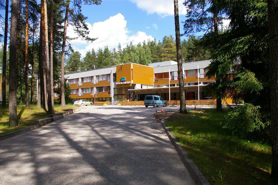 Kubija hotell, Võru – rekonstrueerimine ja juurdeehitus, 1998–2003